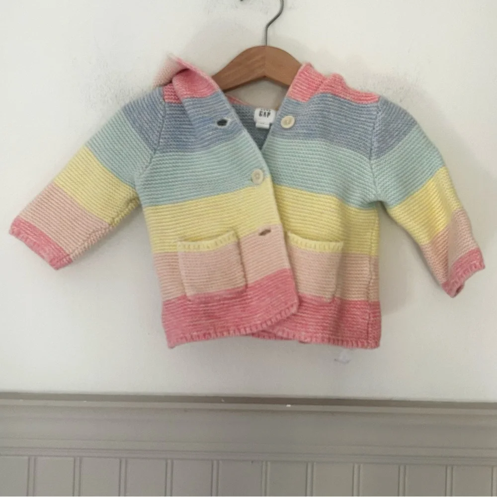 GAP Baby 3-6 Months Cute Knit Rainbow Striped Hooded Sweater